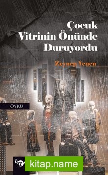 Çocuk Vitrinin Önünde Duruyordu